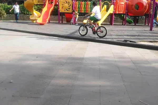 Togay Bayatlı Parkı - Resim 17