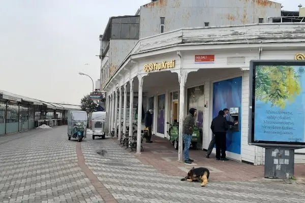 Yapı Kredi - Büyükada Şubesi - Resim 2