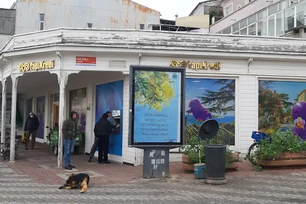 Yapı Kredi - Büyükada Şubesi - Resim 3