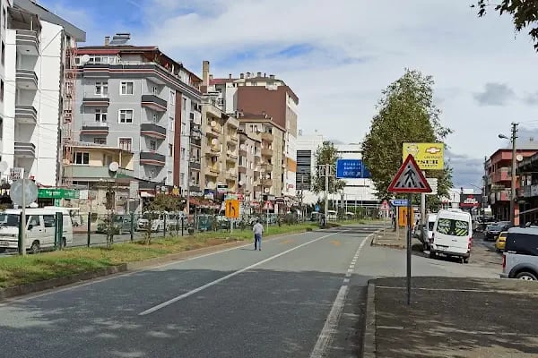 Küçük Sanayi Sitesi - Resim 1