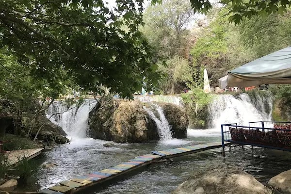 Çermik Sinek Şelalesi Aile Çay Bahçesi - Resim 4