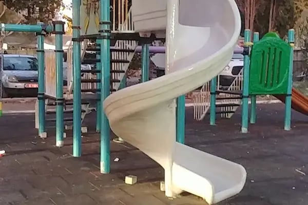 Enver Mandalinci Parkı - Resim 4