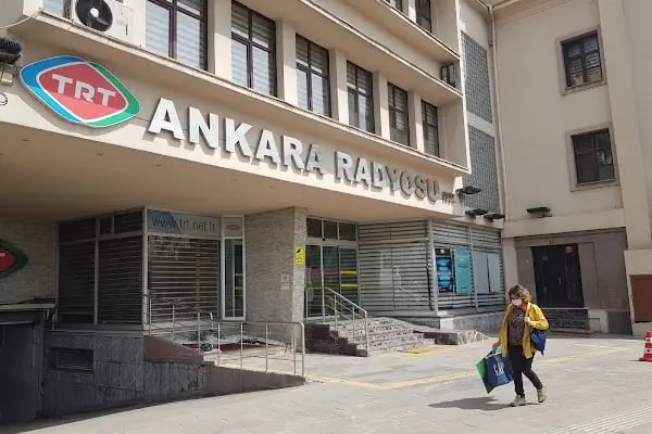 Ankara Radyosu Büyük Stüdyosu - Resim 1