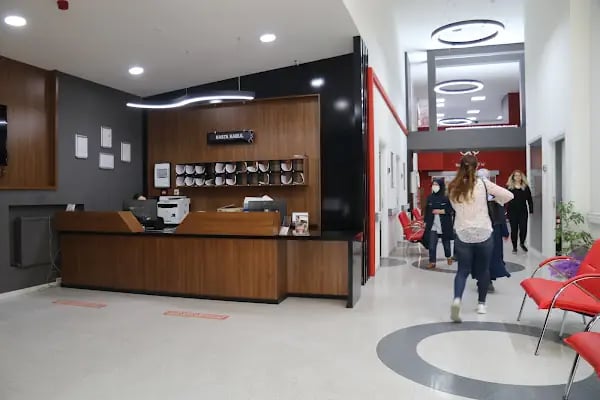 Hayat Fizik Tedavi ve Rehabilitasyon Tıp Merkezi - Resim 17