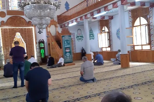 Mezarlık Cami - Resim 8