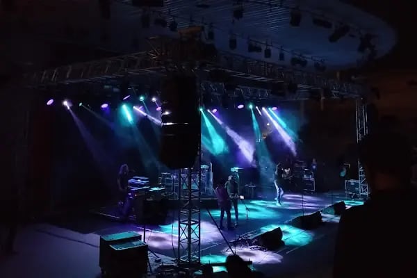 Gaziantep üniversitesi Mavera Kongre ve Sanat Merkezi Açık Ampfi - Resim 16