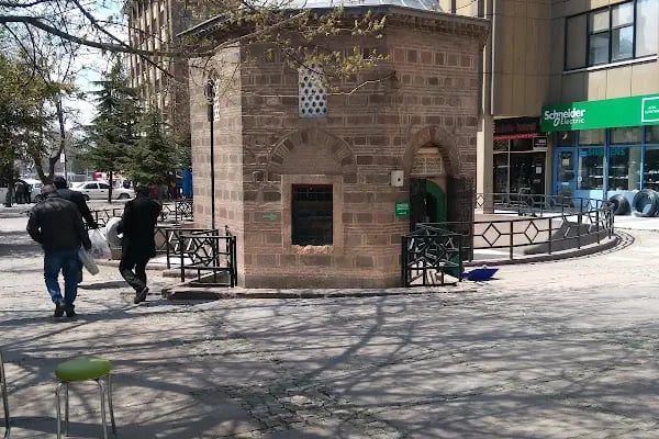 Kar yağdı Türbesi - Resim 18