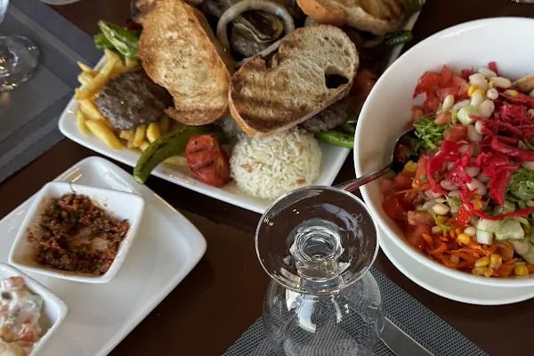 Tufan Pasta &amp; Cafe - Resim 9