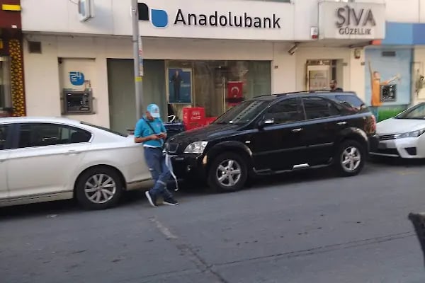 Anadolubank Kayseri Şubesi - Resim 1