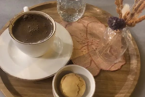 Meshk Patisserie - Resim 19