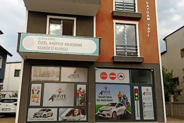 Arifiye Akademi Sürücü Kursu - Resim 2