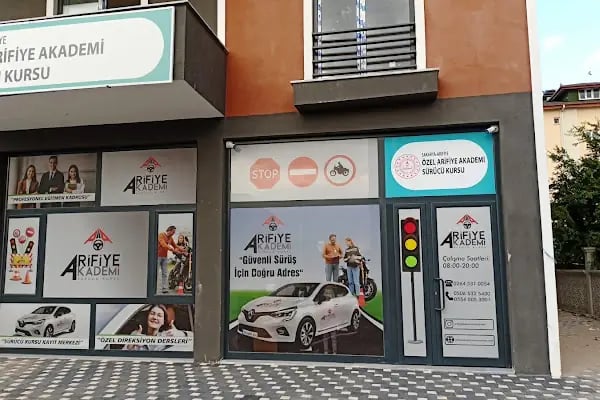 Arifiye Akademi Sürücü Kursu - Resim 14