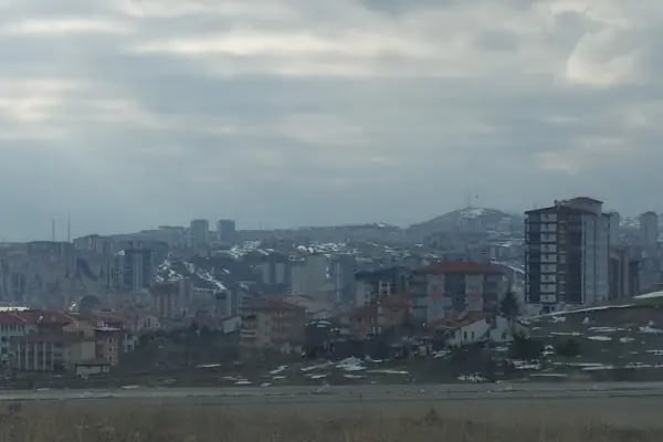 Oto Pazar Karacaören - Resim 9