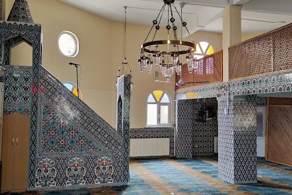 T.C. Ataşehir Müftülüğü Hacı Ali Rıza Camii - Resim 12