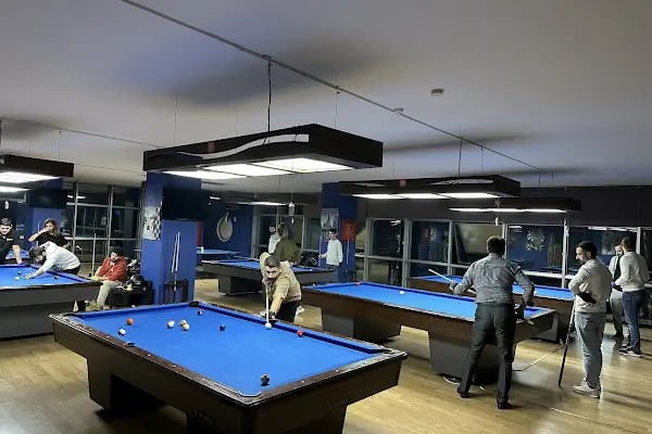 TAKIŞ GAME CENTER (E-Spor, Internet Cafe, Sim Racing,Playstation Salonu, Bilardo Salonu) - Resim 2