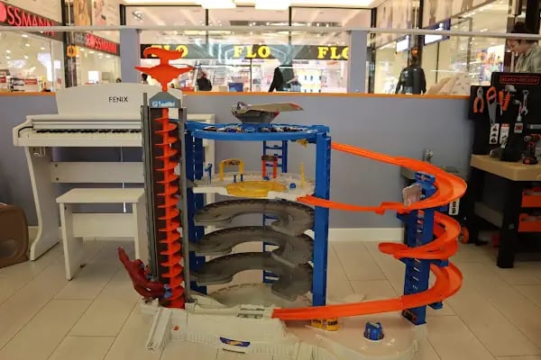 MUZİPTOYS korupark avm - Resim 14