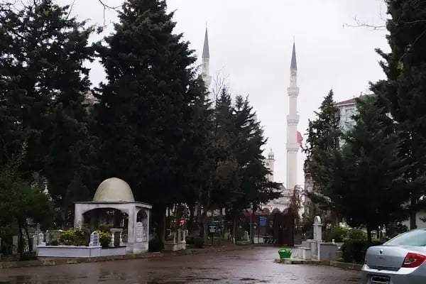 İstanbul Büyükşehir Belediyesi Güngören Mezarlığı - Resim 1