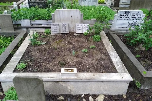 İstanbul Büyükşehir Belediyesi Güngören Mezarlığı - Resim 20