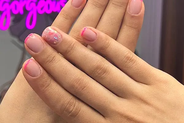 My Divine Beauty Saniye Sönmez Güzellik Merkezi Çayyolu | Lazer Epilasyon - Nailart - Cilt Bakımı - Bölgesel Zayıflama - Resim 3