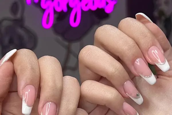 My Divine Beauty Saniye Sönmez Güzellik Merkezi Çayyolu | Lazer Epilasyon - Nailart - Cilt Bakımı - Bölgesel Zayıflama - Resim 5