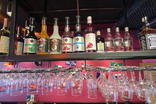 Şapqa Pub &amp; Nargile - Resim 9
