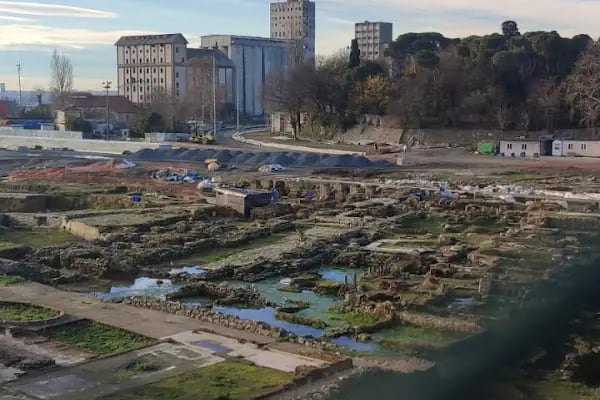 Haydarpaşa Gümrük Müdürlüğü - Resim 10
