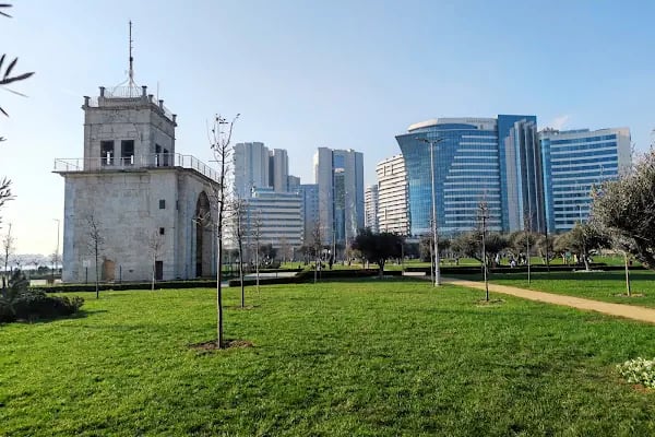 İBB Baruthane Millet Bahçesi Parkı - Resim 6