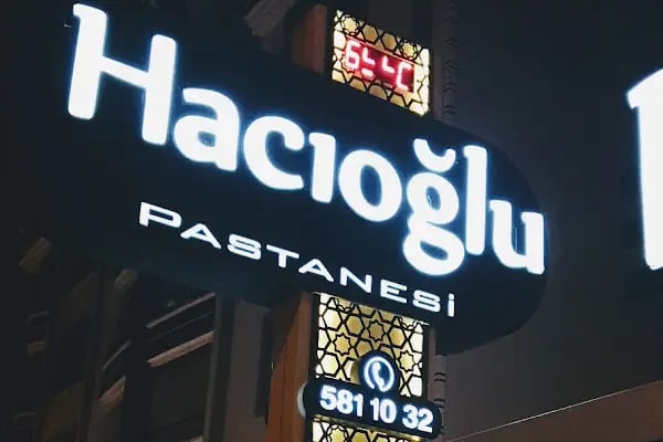 Hacıoğlu Pastanesi - Resim 4