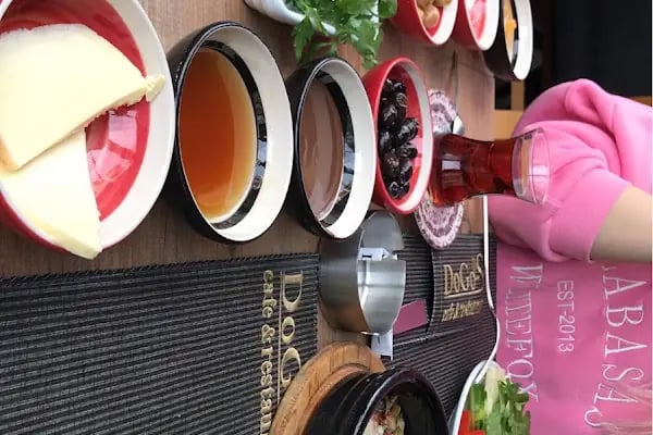 DoGoS Cafe Restaurant - Resim 14