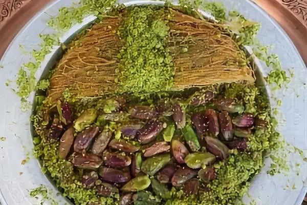 Çorlu Gaziantep Fıstık Künefe - Resim 3