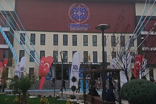 Altıeylül Belediyesi Sultan Abdülhamid Han Gelişim Merkezi (ALGEM) - Resim 5
