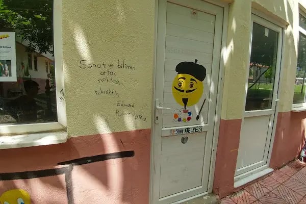 Manisa Bilim Sanat Merkezi - Resim 5