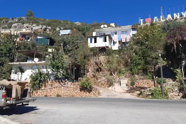 Alanya Belediyesi Devlet Bahçeli Yaşam Alanı Parkı - Resim 14