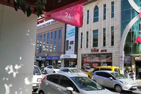 Akbank Mevlana/Konya Şubesi - Resim 4