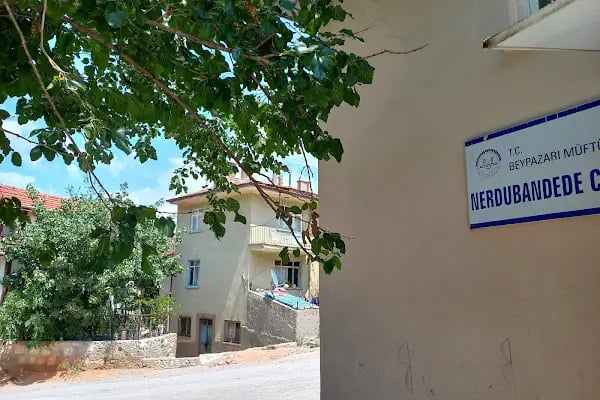 Nerdübendede Cami - Resim 4