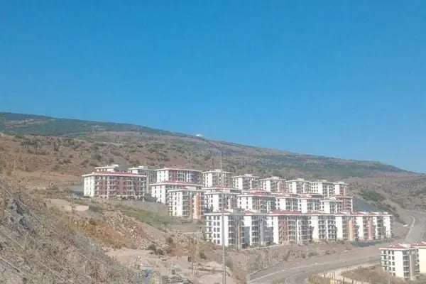 Bayraklı Toki 8. Etap - Resim 3