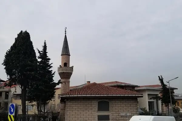 Cemalettin Uşaki Hazretlerinin kabri şerifi - Resim 3