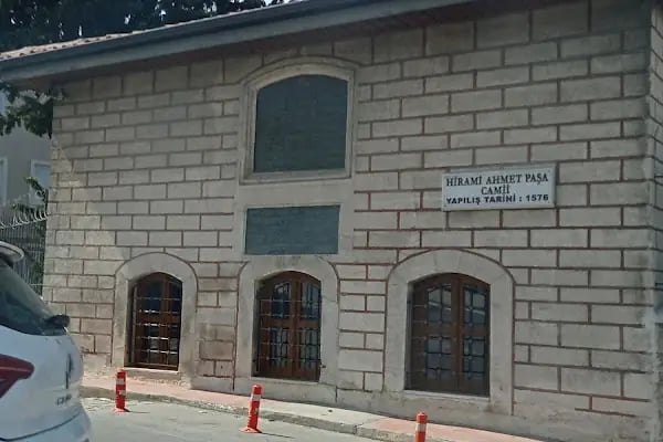 Cemalettin Uşaki Hazretlerinin kabri şerifi - Resim 17