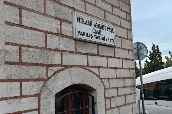 Cemalettin Uşaki Hazretlerinin kabri şerifi - Resim 13