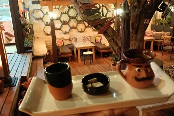 Woodruum çiçek cafe - Resim 2