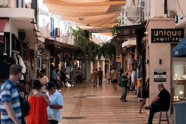 Garanti BBVA Bodrum Çarşı Şubesi - Resim 3