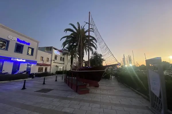 Garanti BBVA Bodrum Çarşı Şubesi - Resim 10
