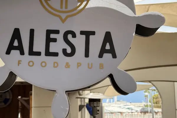 Alesta Food and Pub - Resim 3