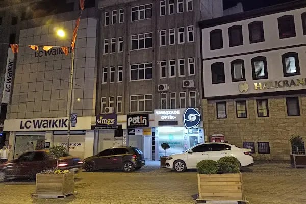 Yavaşzade Optik - Resim 4