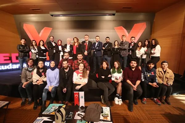Üsküdar Üniversitesi Nermin Tarhan Konferans Salonu - Resim 13