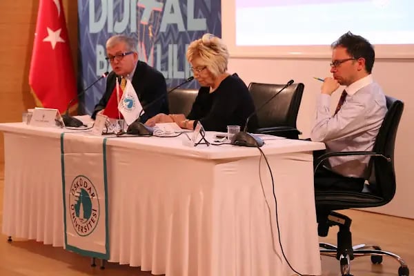 Üsküdar Üniversitesi Nermin Tarhan Konferans Salonu - Resim 15