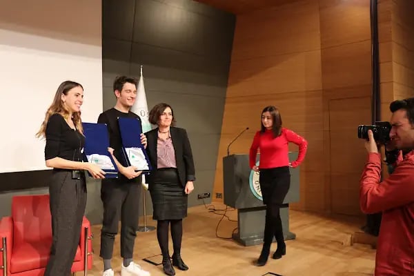 Üsküdar Üniversitesi Nermin Tarhan Konferans Salonu - Resim 7