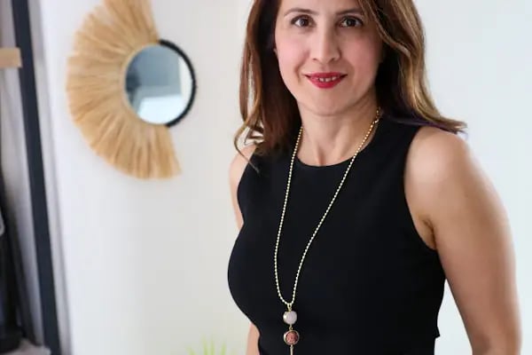 Prof. Dr. Bengü Ekinci Köktekir (Konya Göz Doktoru - Konya Excimer Lazer - Konya Göz Kapağı Ameliyatı) - Resim 6