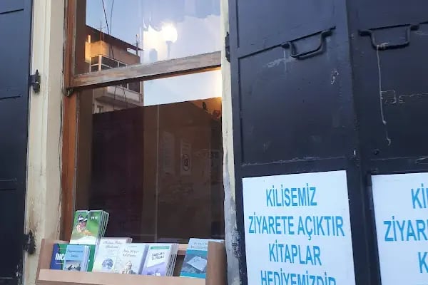 İzmir Kurtuluş Kilisesi (Diriliş Ailesi) - Resim 4