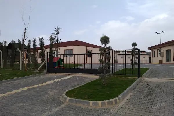 İnegol Belediyesi Sokak Hayvanları Tedavi Merkezi - Resim 17